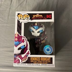 Funko Pop! Marvel venomized iron heart #842